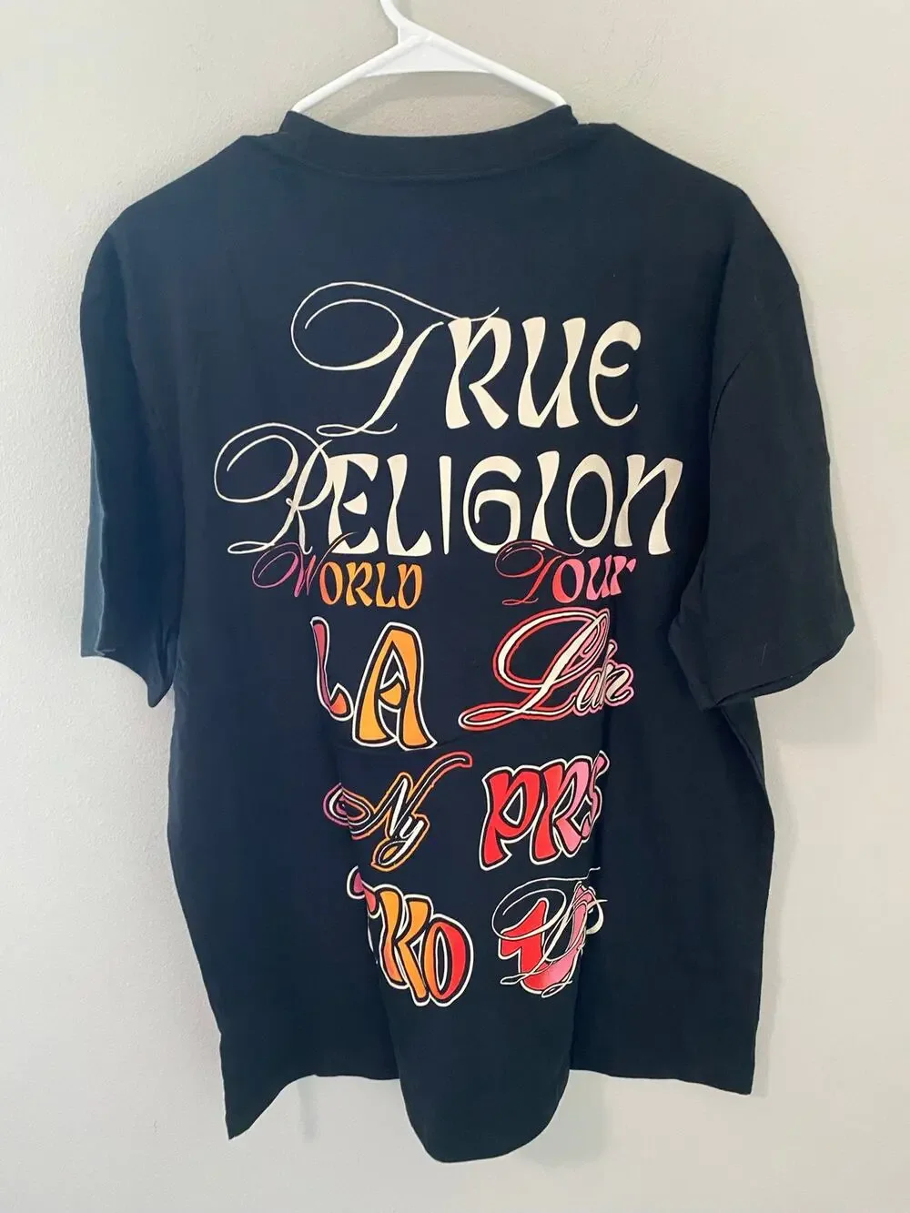 True Religion Ombre Logo Graphic Tee Black Short Sleeve Medium NWT